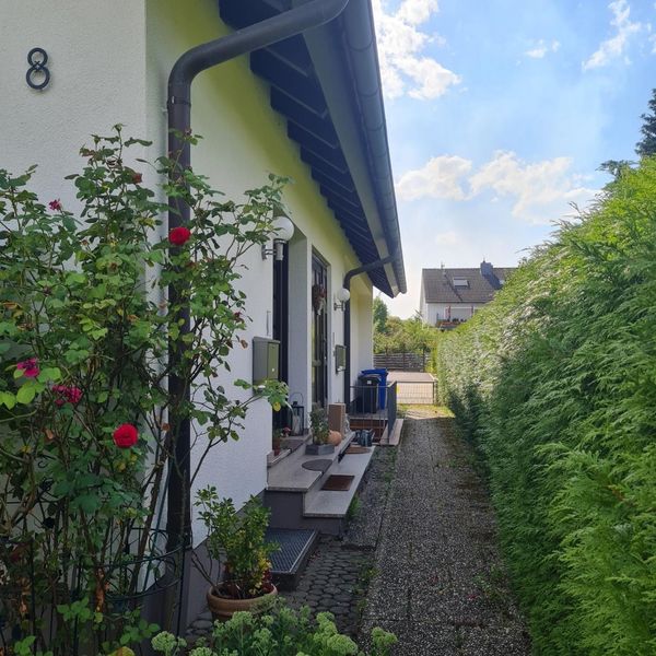 5 Zimmer Erdgeschoss-Wohnung mit Garten und separaten Eingang im OT Alzenau